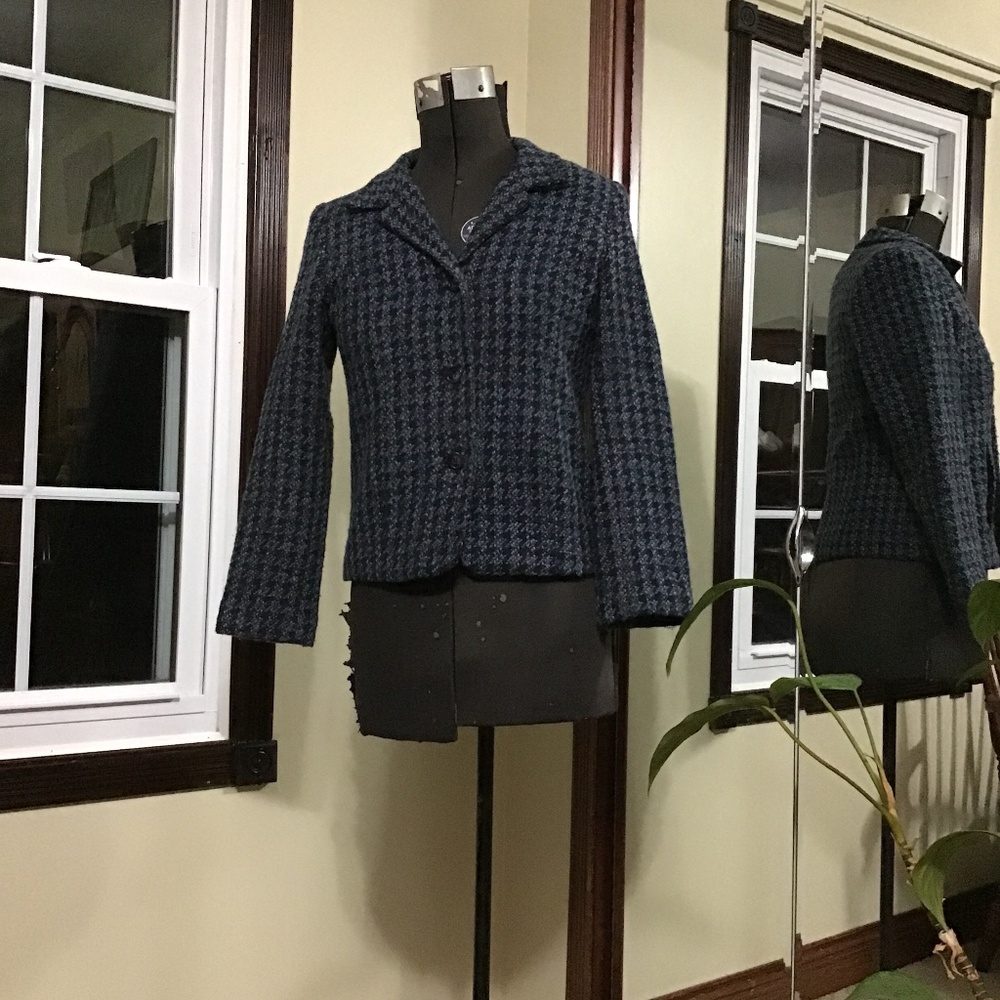 Elegant Tweed Suit Jacket